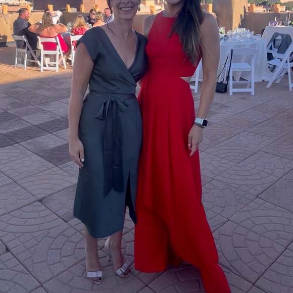 Ali & Jay Elegant High-Low Red Dress (Size Small) - Picture 6 of 11